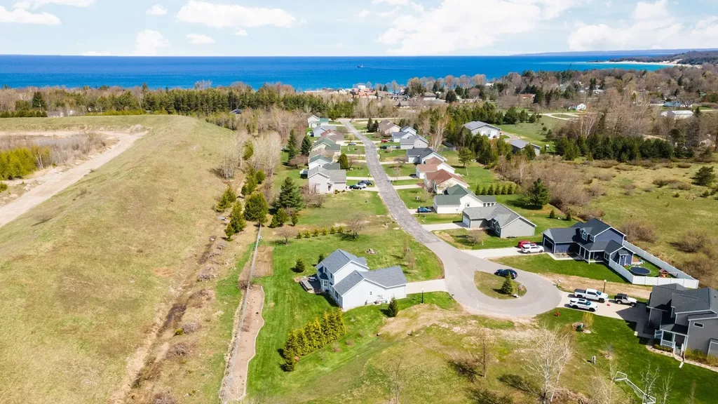 Unit 15 Applewood Drive Charlevoix Township MI 49720