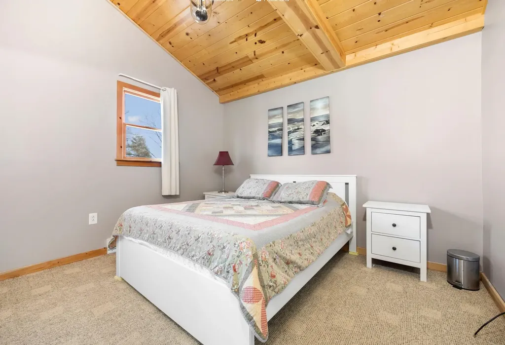 10860 S West Bayshore Drive Elmwood Charter Township MI 49684