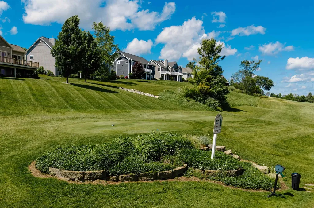 2542 W Crown Drive Garfield Charter Township MI 49685