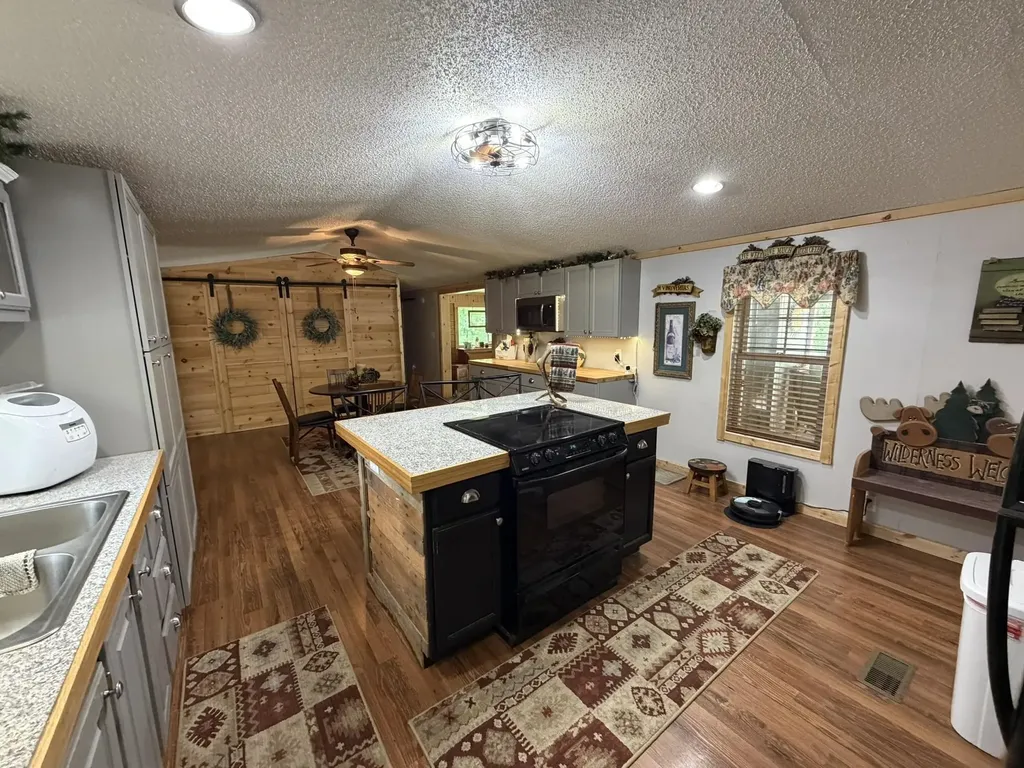 8696 E Hillview Trail Pinora Township MI 49677