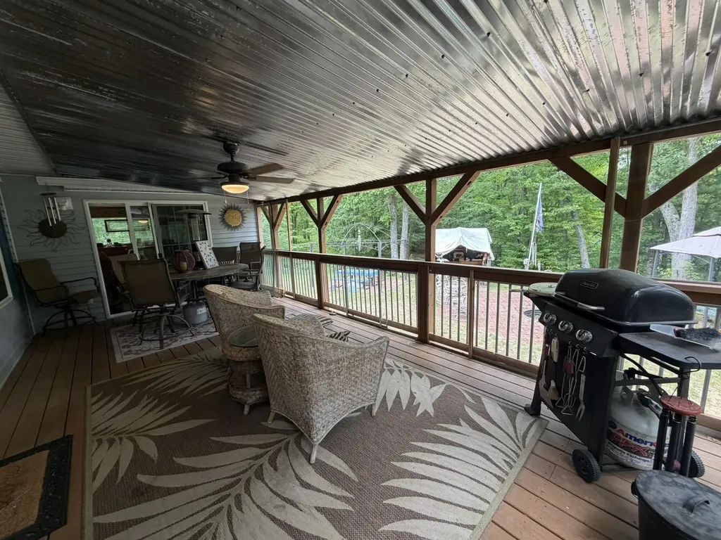 8696 E Hillview Trail Pinora Township MI 49677