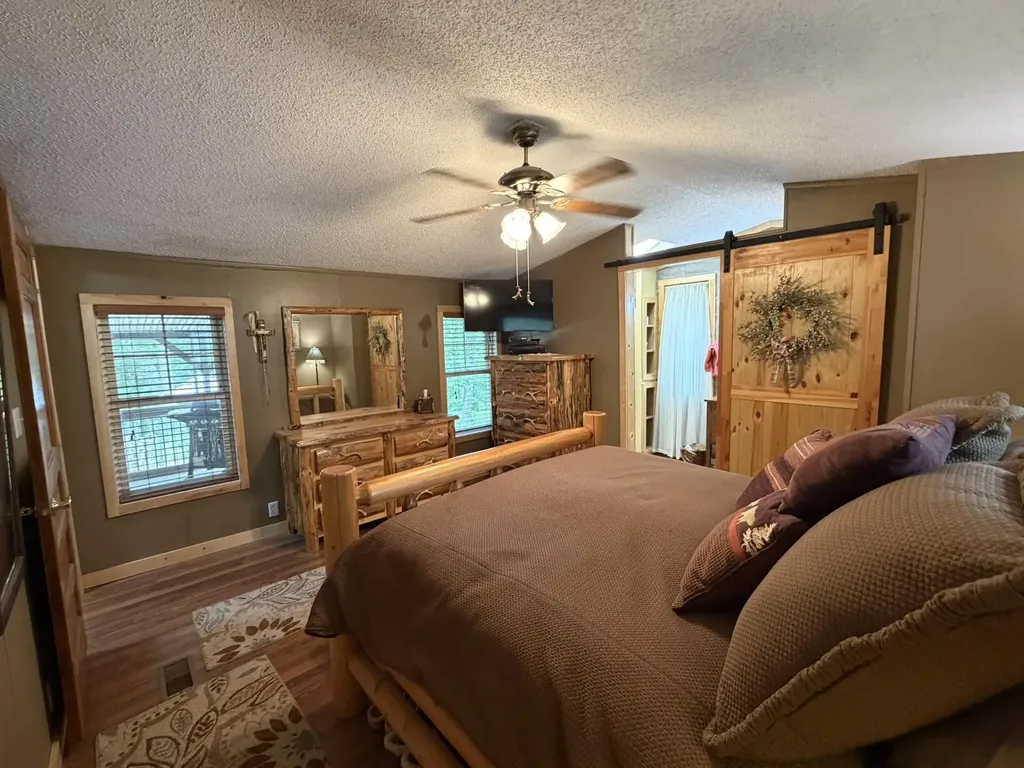 8696 E Hillview Trail Pinora Township MI 49677