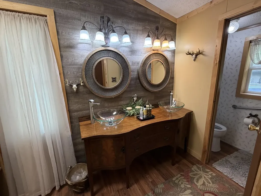 8696 E Hillview Trail Pinora Township MI 49677