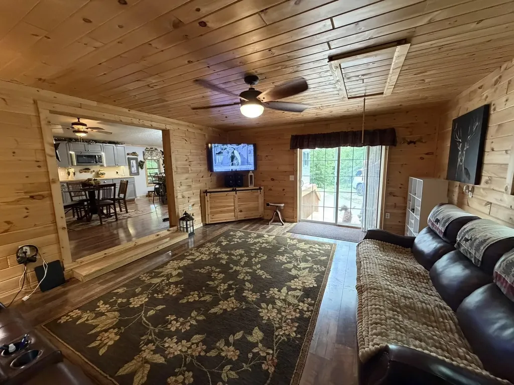 8696 E Hillview Trail Pinora Township MI 49677