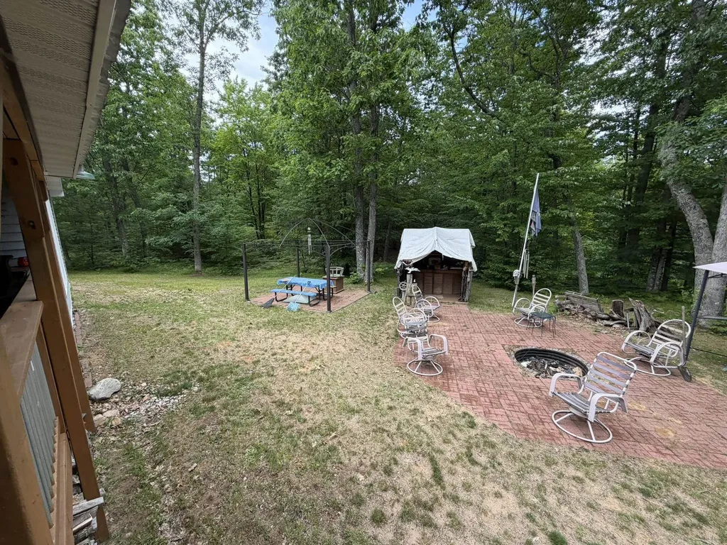 8696 E Hillview Trail Pinora Township MI 49677