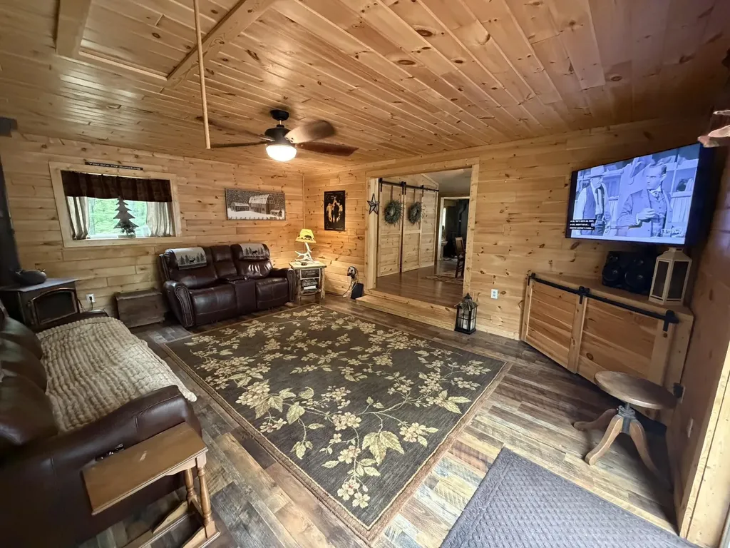 8696 E Hillview Trail Pinora Township MI 49677