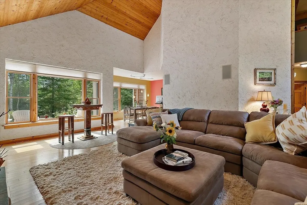 407 N Twin Pines Drive Leland Township MI 49653