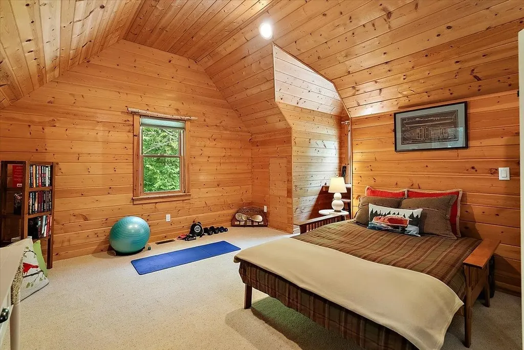 407 N Twin Pines Drive Leland Township MI 49653