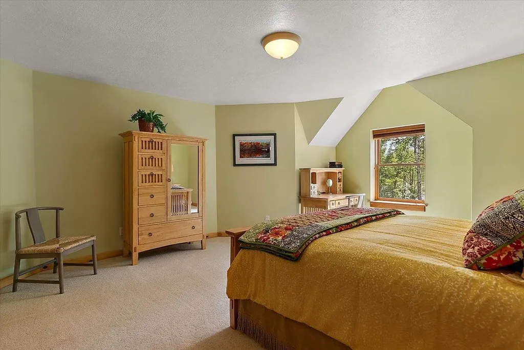 407 N Twin Pines Drive Leland Township MI 49653