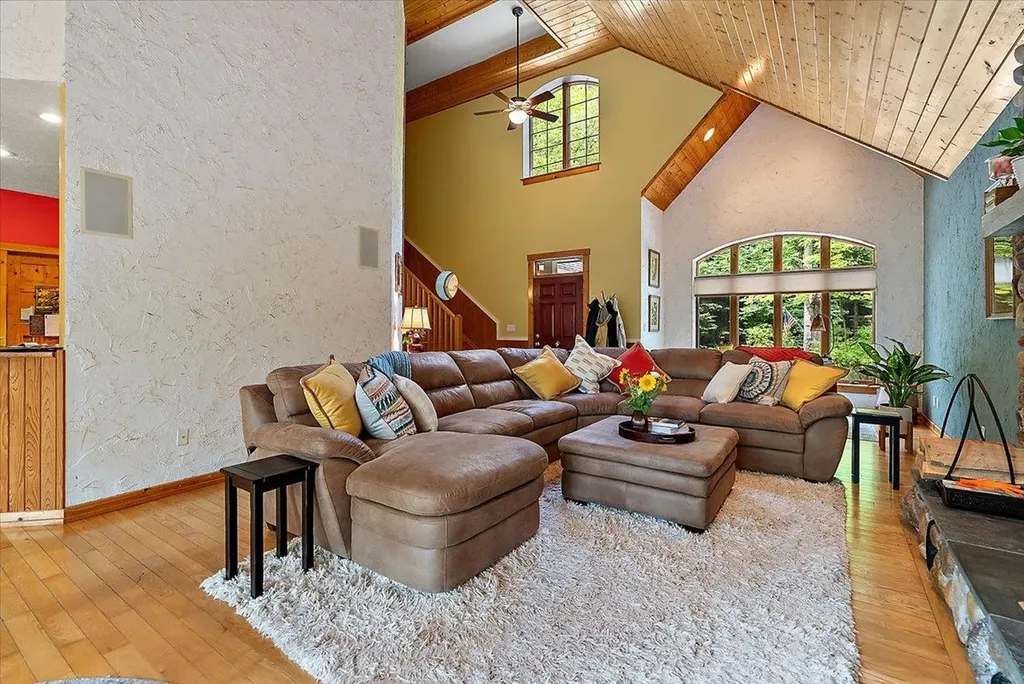 407 N Twin Pines Drive Leland Township MI 49653