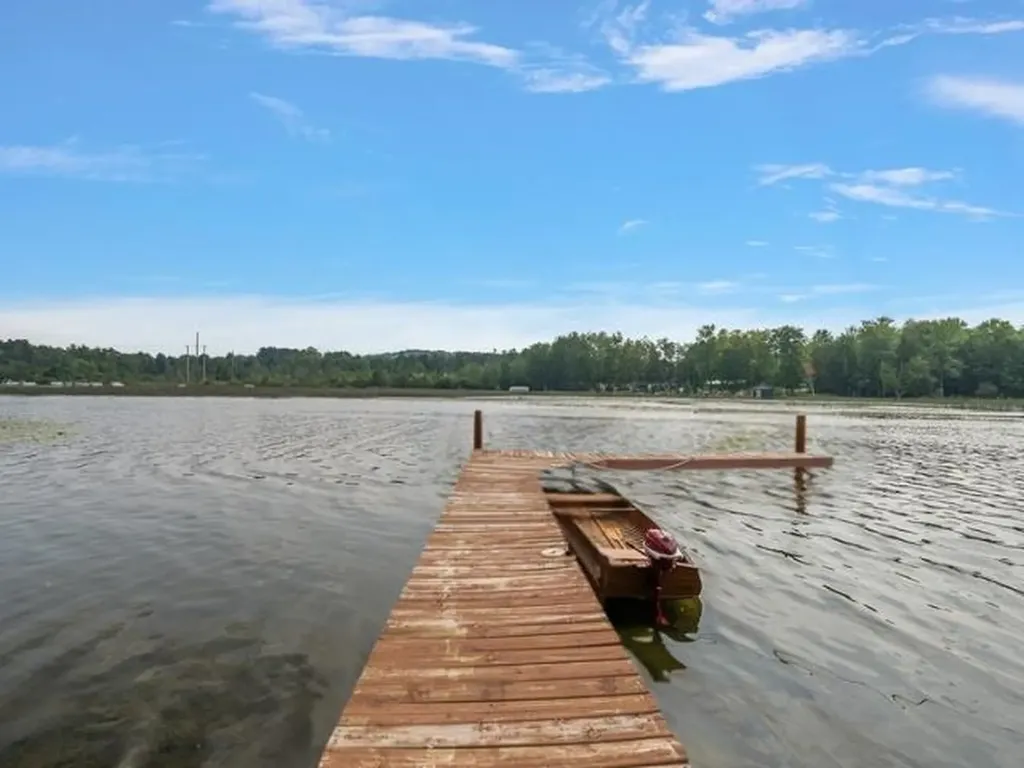 407 N Twin Pines Drive Leland Township MI 49653