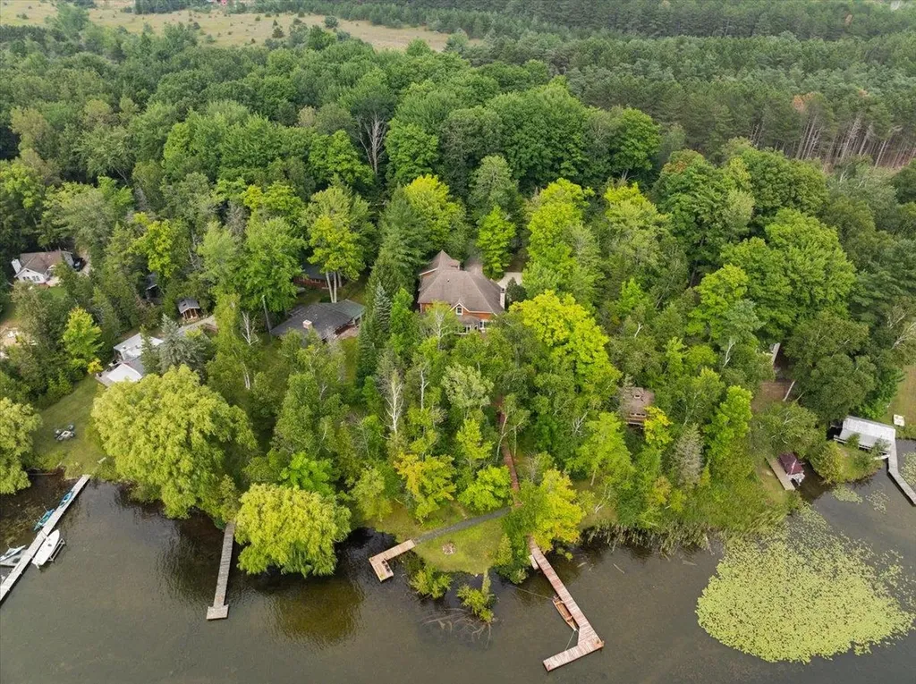 407 N Twin Pines Drive Leland Township MI 49653