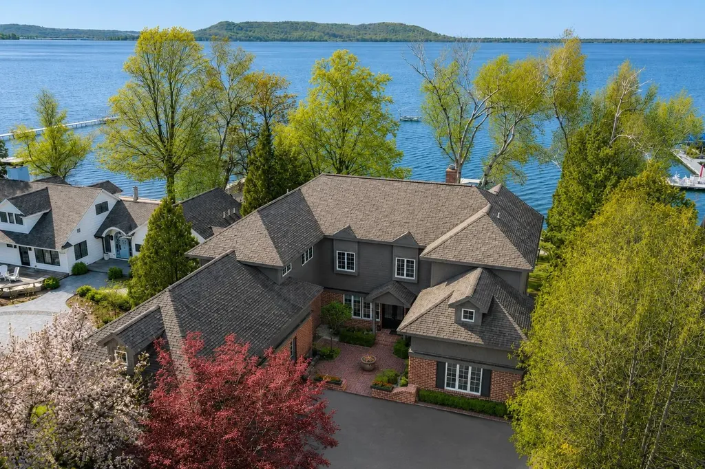 4868 W Whispering Pines Lane Empire Township MI 49636
