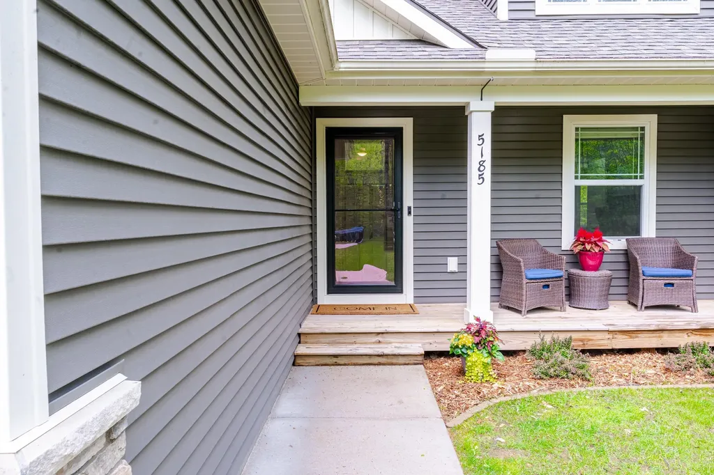 5185 Jacks Trail Long Lake Township MI 49684