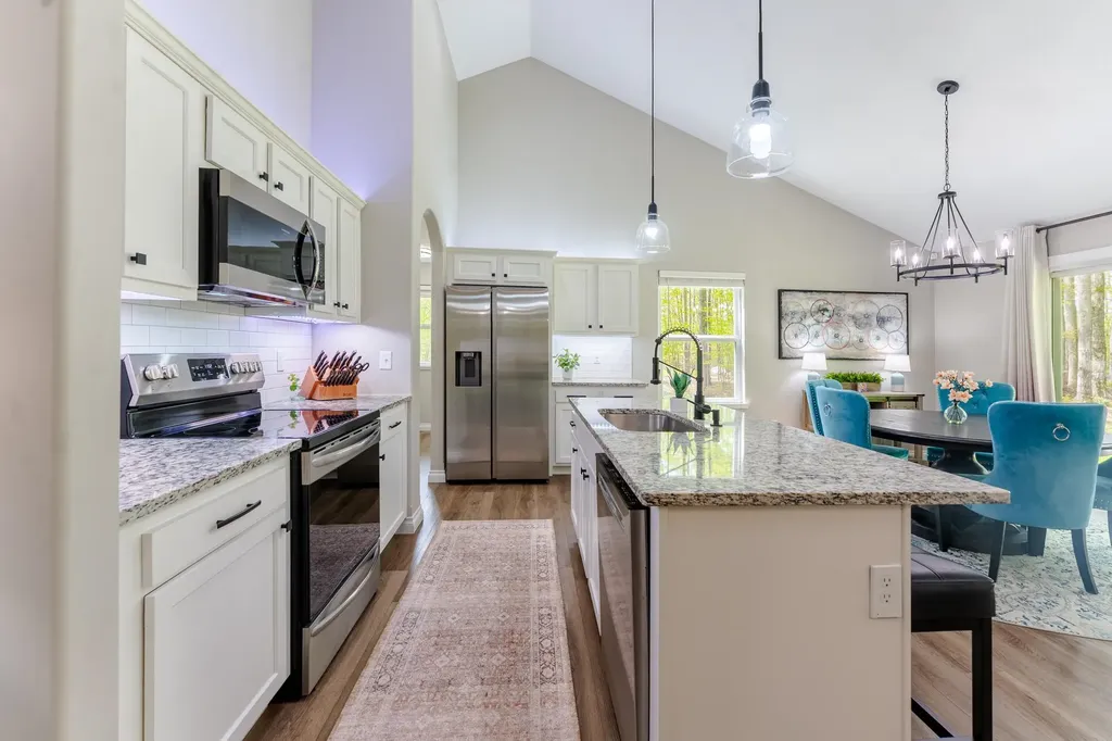 5185 Jacks Trail Long Lake Township MI 49684