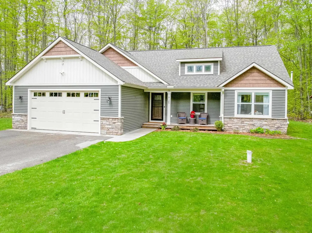 5185 Jacks Trail Long Lake Township MI 49684