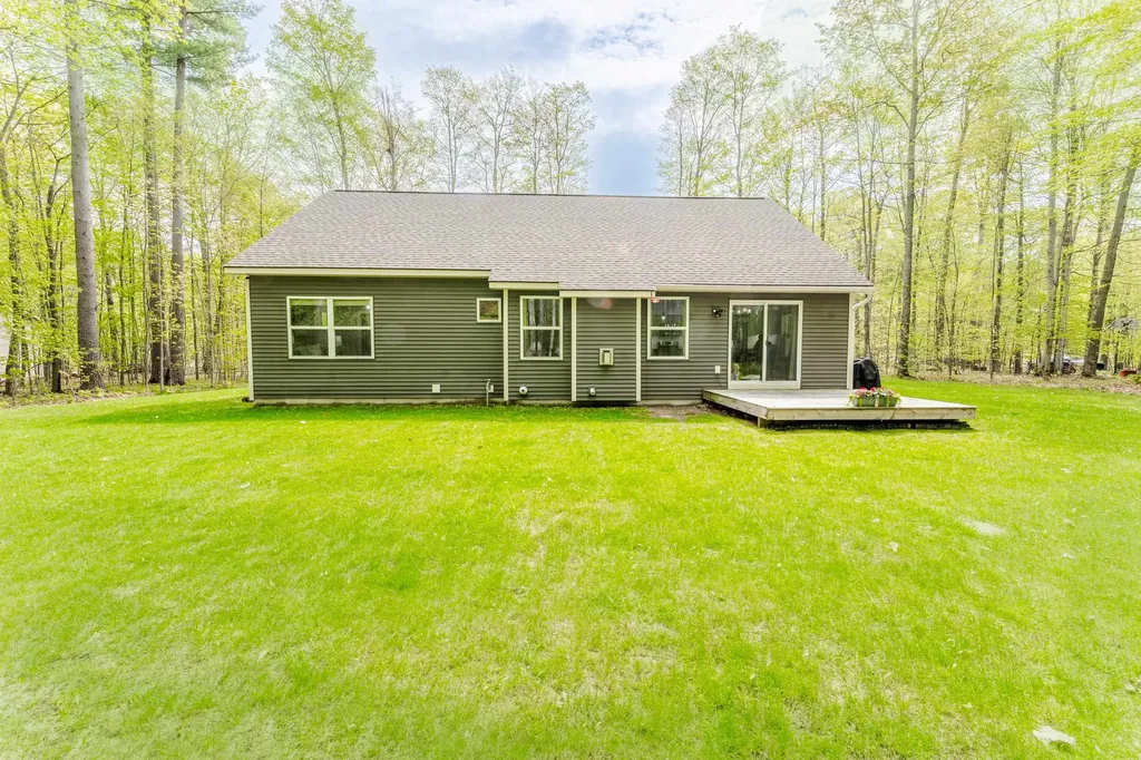 5185 Jacks Trail Long Lake Township MI 49684