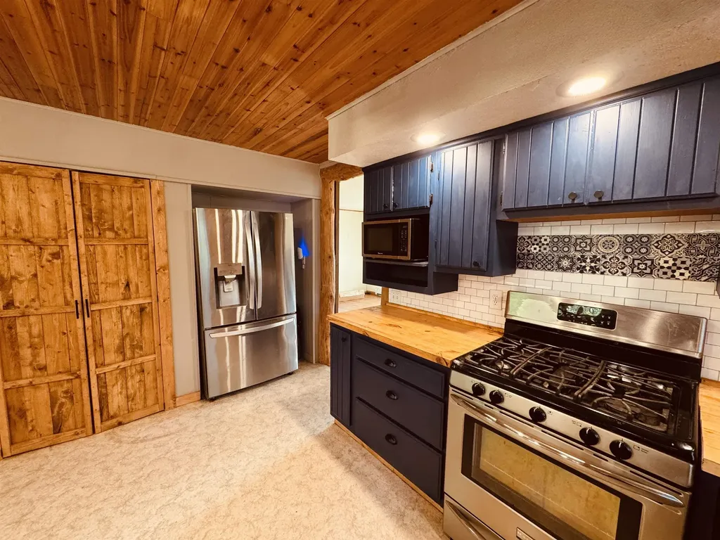512 Indiana Street Manton City MI 49663