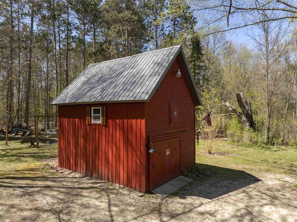 512 Indiana Street Manton City MI 49663