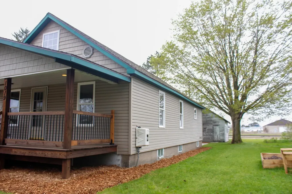 1019 2nd Avenue Cadillac City MI 49601