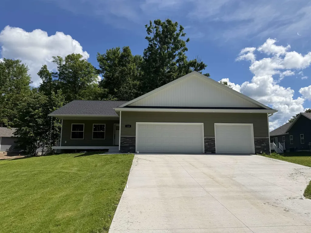 1092 Birmley Estates Drive Garfield Charter Township MI 49696