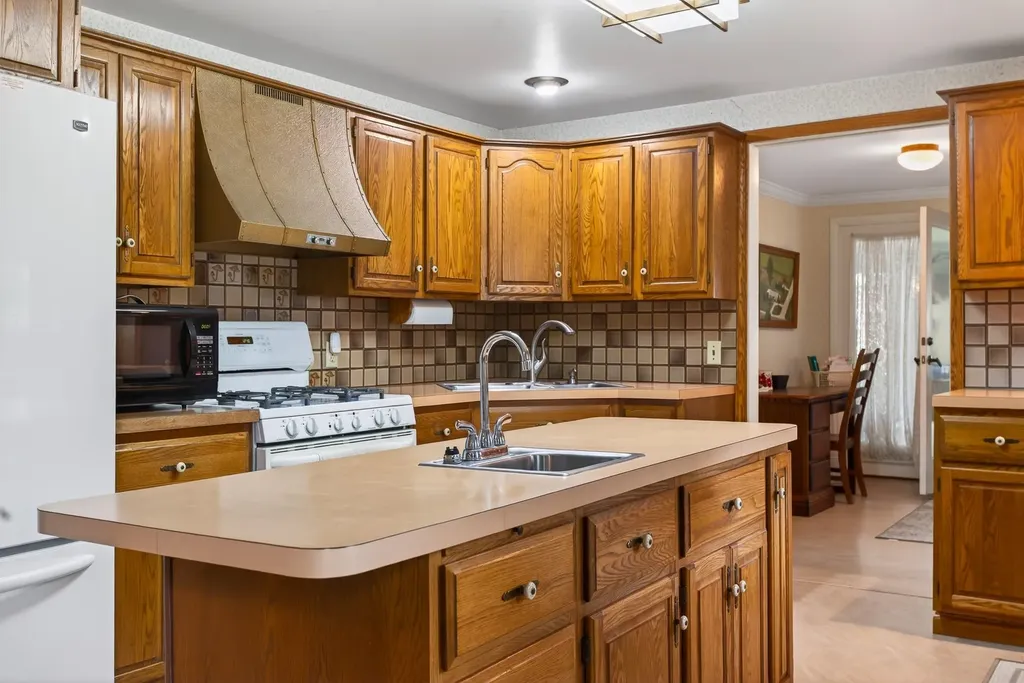 4506 M-18 Beaverton Township MI 48612