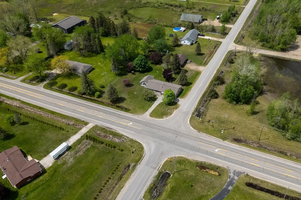 4506 M-18 Beaverton Township MI 48612