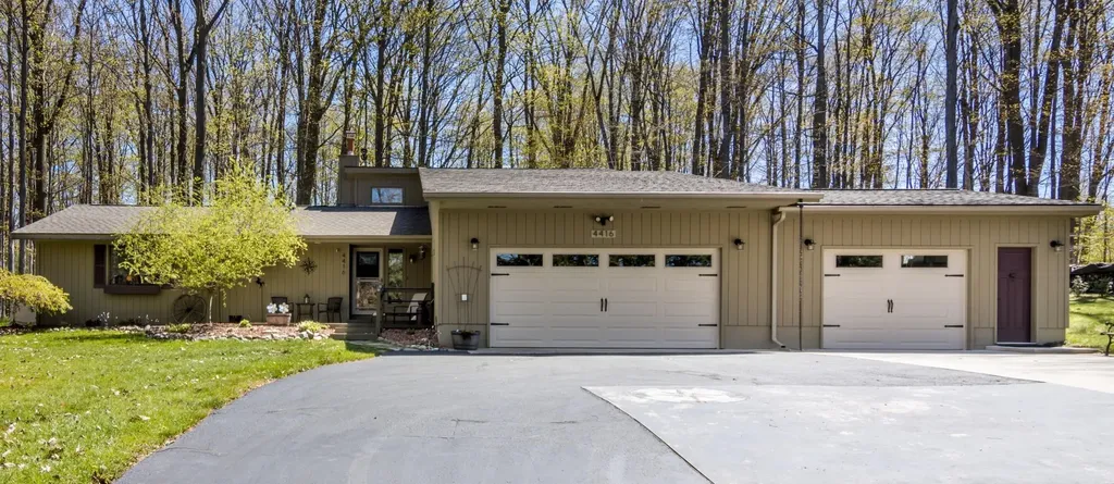 4416 Debra Drive Long Lake Township MI 49685