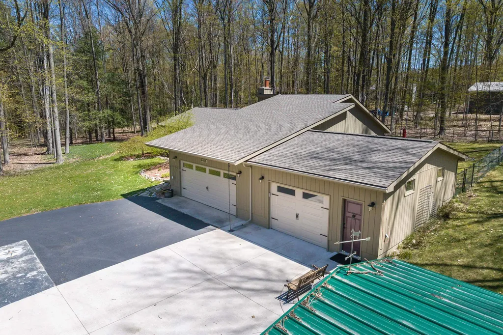 4416 Debra Drive Long Lake Township MI 49685