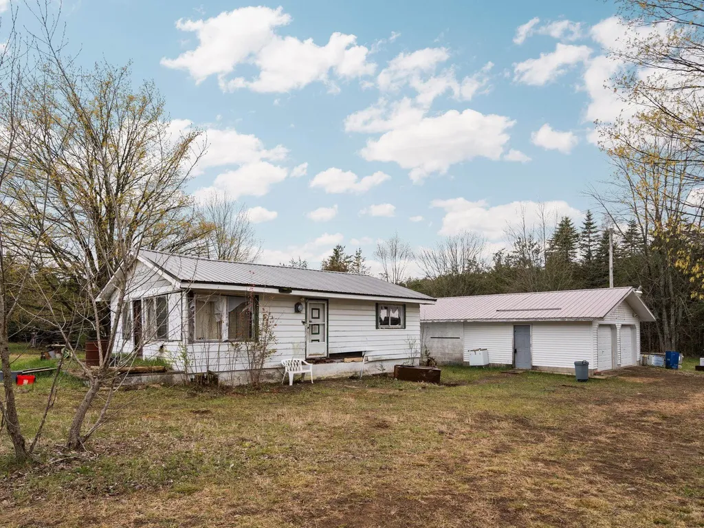 960 E 32 Road Selma Township MI 49618
