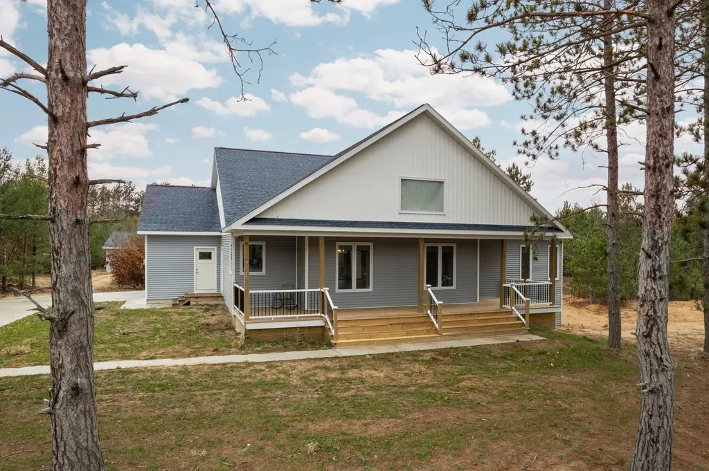 2741 Danbury Road Paradise Township MI 49649