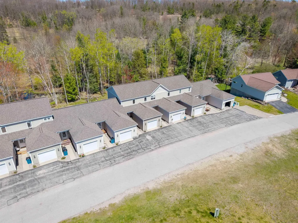 3863 Falling Leaf Trail East Bay Township MI 49686