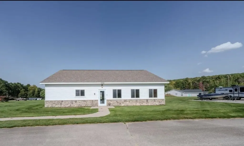 3863 Falling Leaf Trail East Bay Township MI 49686
