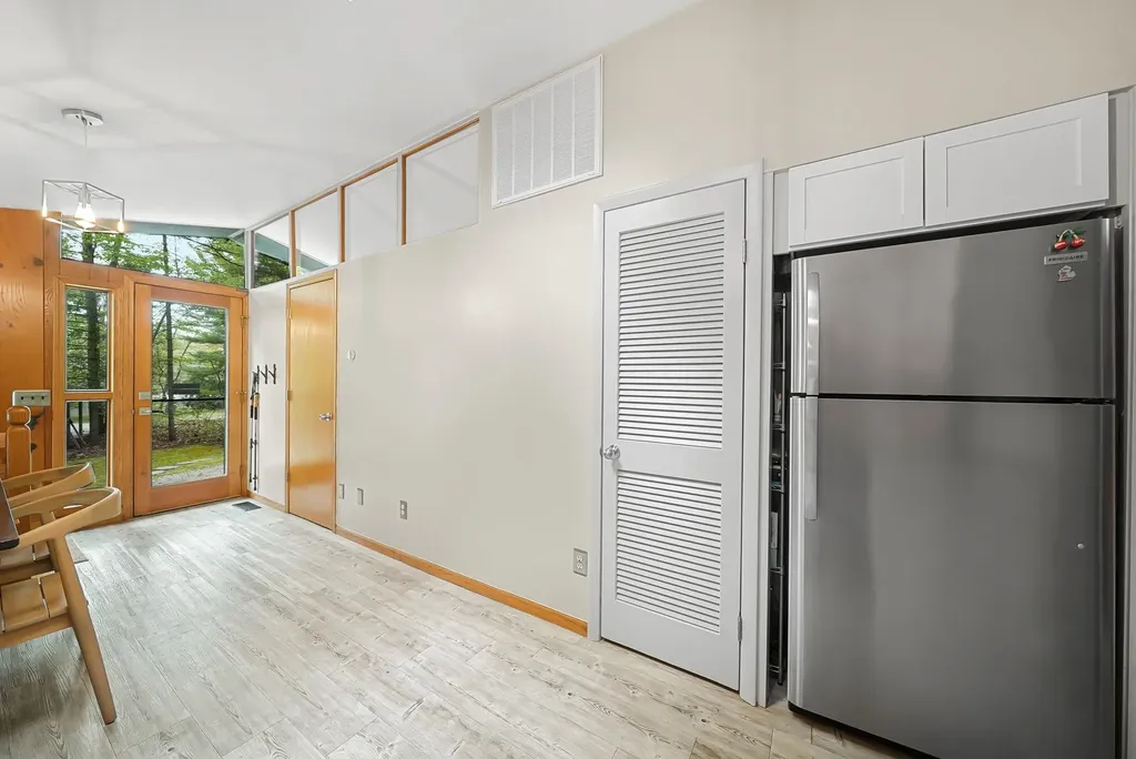 306 Highview Road East Bay Township MI 49696
