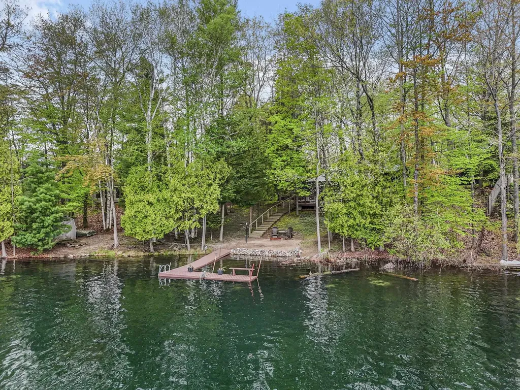 306 Highview Road East Bay Township MI 49696