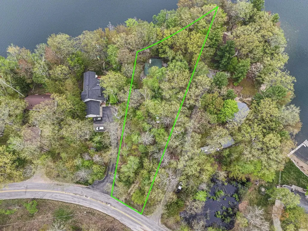 306 Highview Road East Bay Township MI 49696