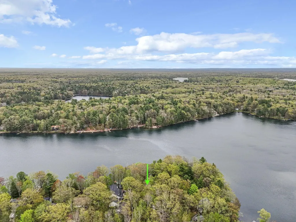 306 Highview Road East Bay Township MI 49696