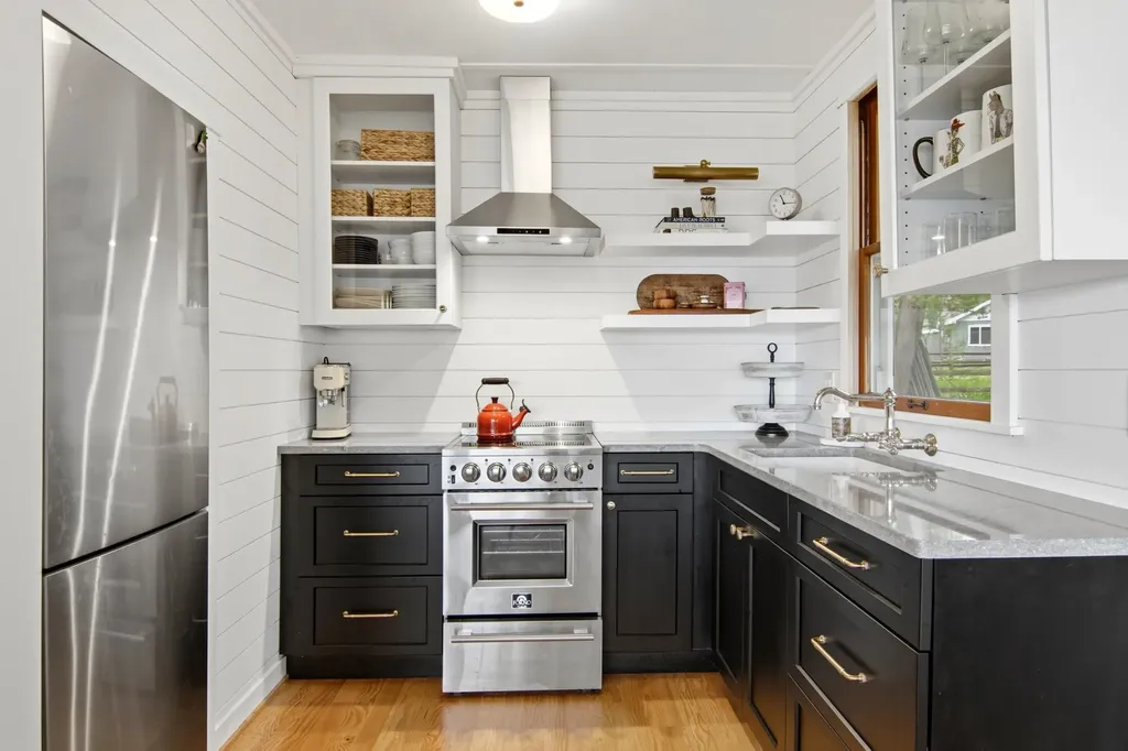 8834 Cedar Street Milton Township MI 49676