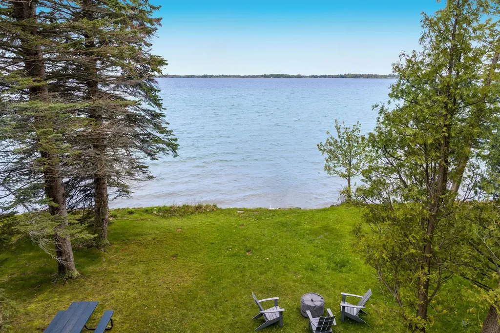 8834 Cedar Street Milton Township MI 49676