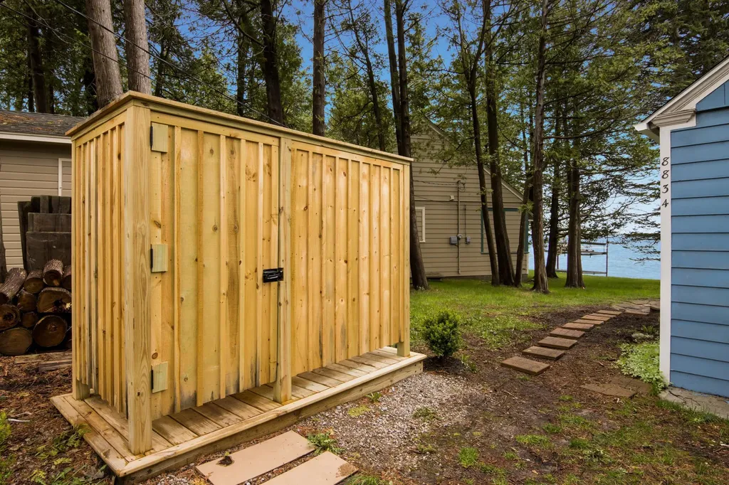 8834 Cedar Street Milton Township MI 49676