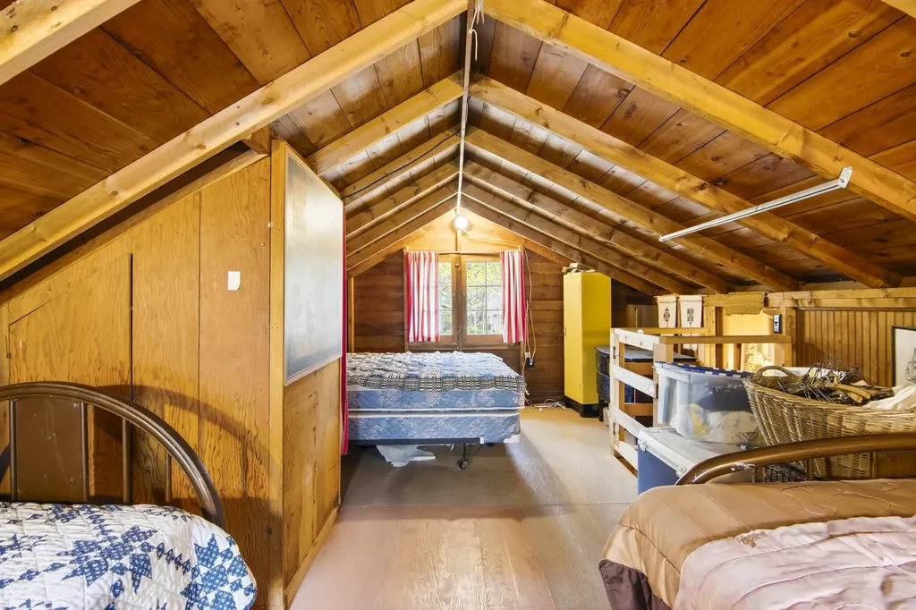 406 Fortune Avenue Frankfort City MI 49635