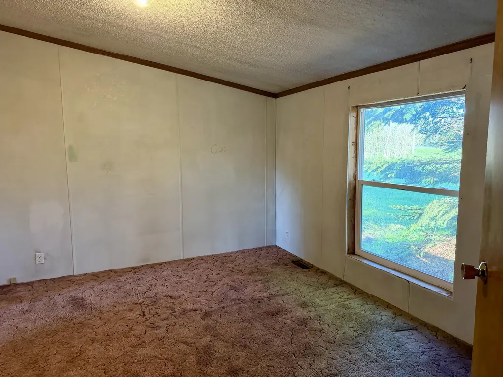 13764 Winters Road Milton Township MI 49648