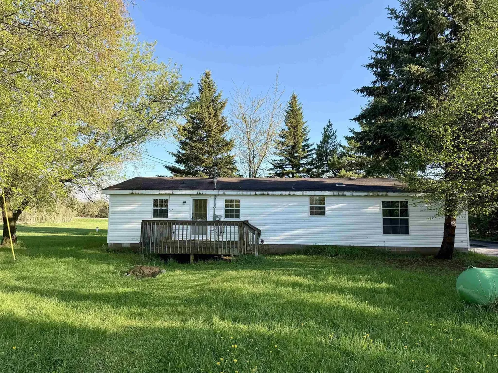 13764 Winters Road Milton Township MI 49648