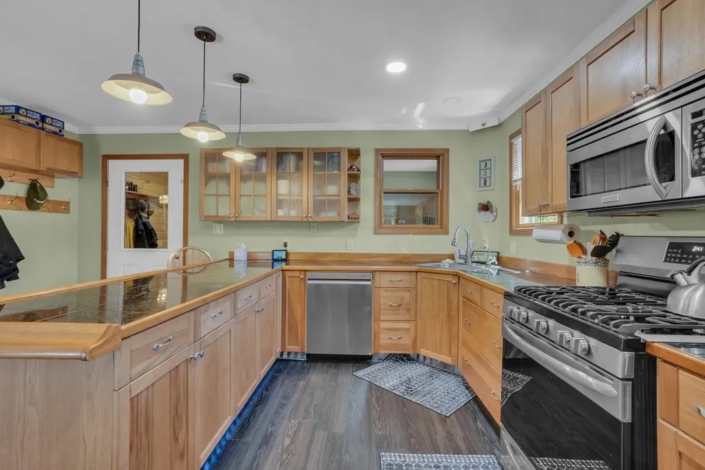 812 Brandon Drive Cherry Grove Township MI 49601