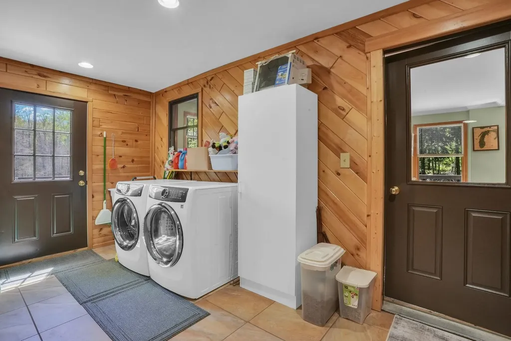812 Brandon Drive Cherry Grove Township MI 49601