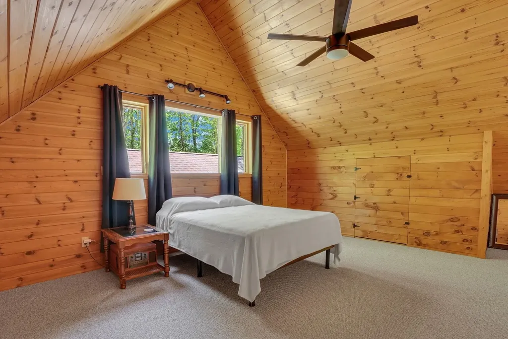 812 Brandon Drive Cherry Grove Township MI 49601