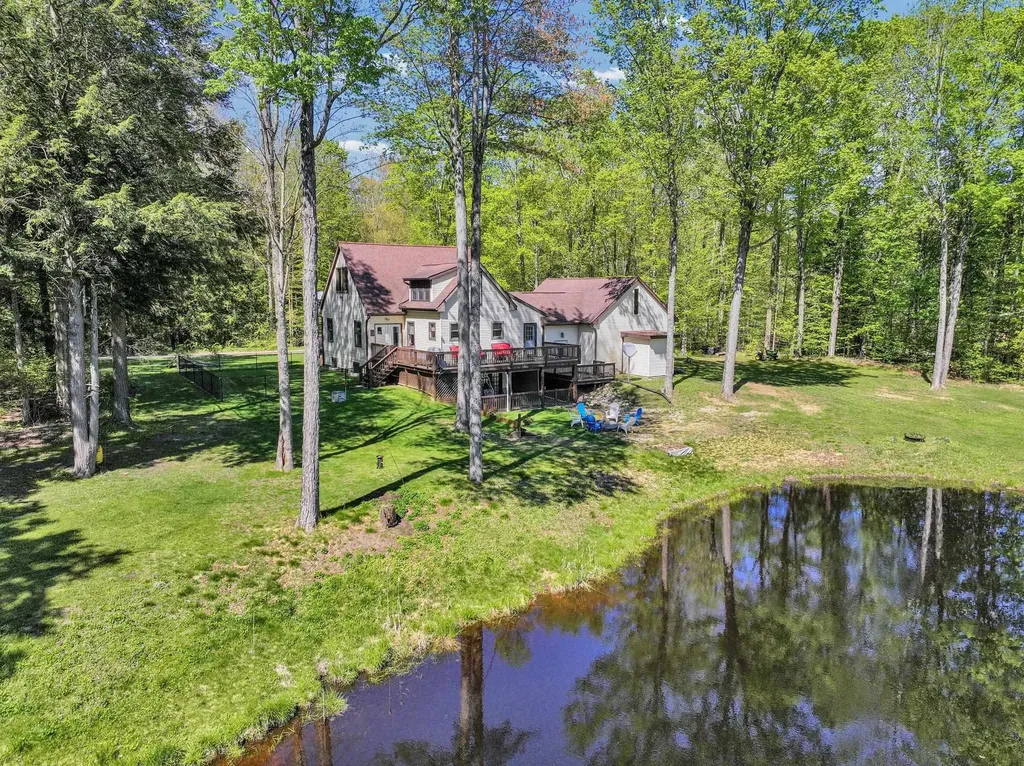 812 Brandon Drive Cherry Grove Township MI 49601