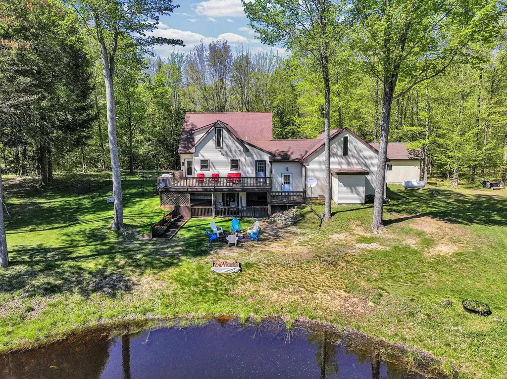 812 Brandon Drive Cherry Grove Township MI 49601