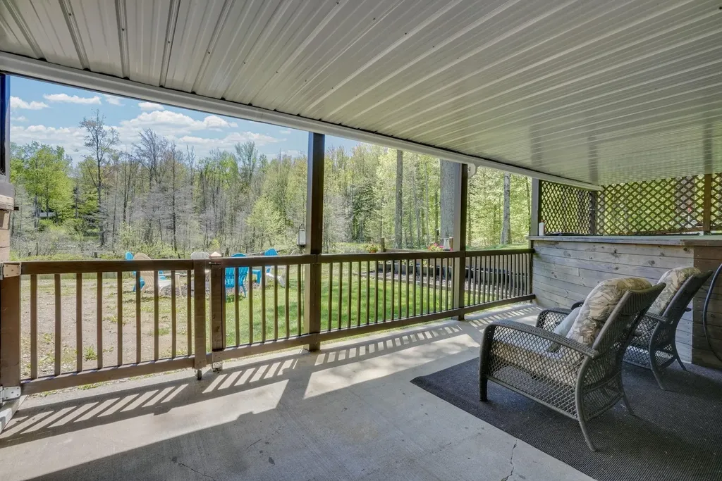 812 Brandon Drive Cherry Grove Township MI 49601