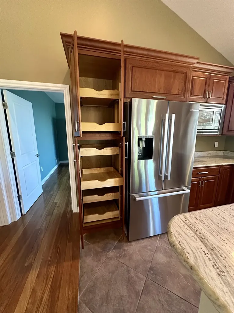 10070 E Sapphire Circle Elmwood Charter Township MI 49696